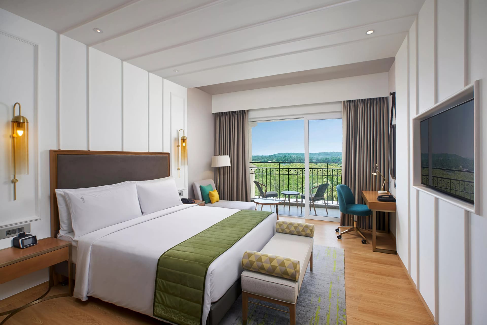 Standard Sunrise Room
