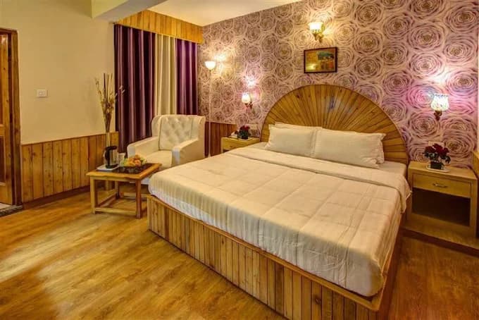 Luxury Room (Deluxe Equivalent)