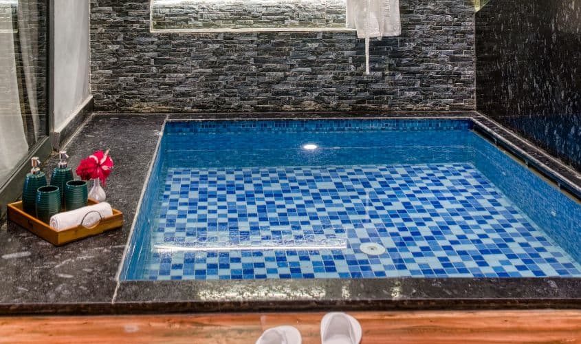 Nest cottage with plunge pool