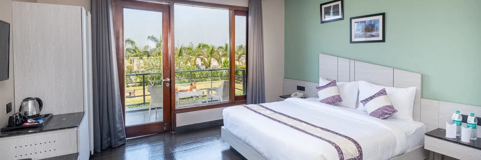 Premium Room with Balcony