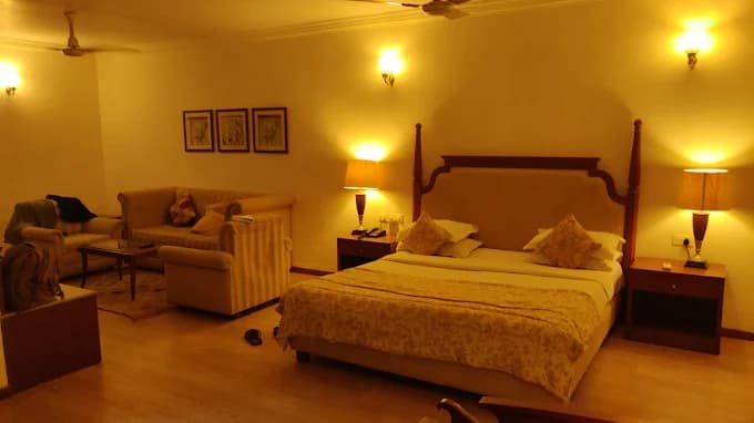Suite room