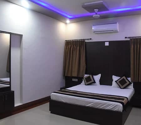 Double bed room