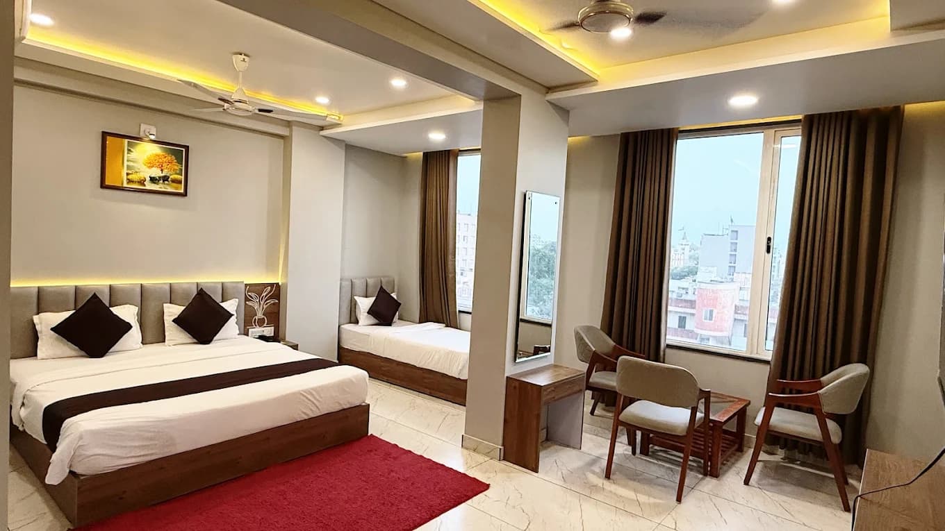Family Triple Bed Room