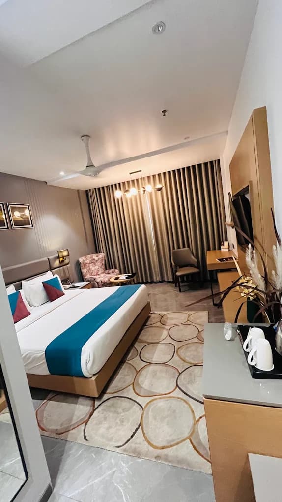 Executive Suite