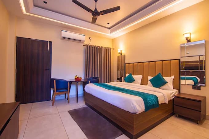 Super Deluxe Room