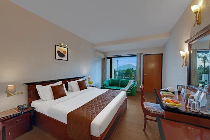 Valley View Room