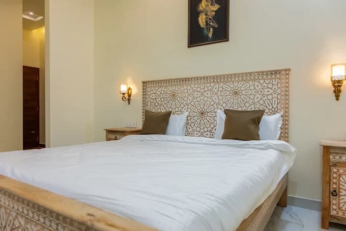 Pool view room