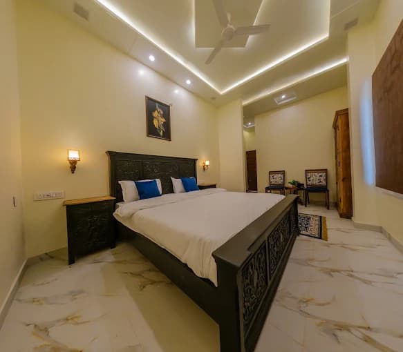 Garden view room