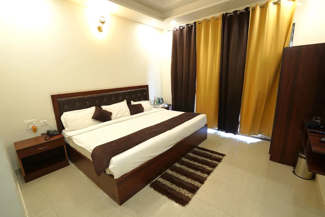 Double Bedded Room