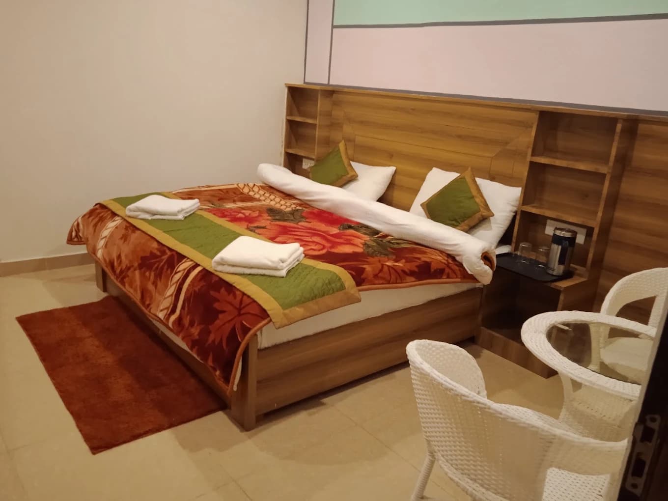 Deluxe Double Bedded Room