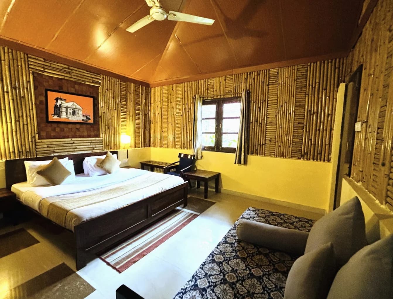 Deluxe Room With Private Sit Out