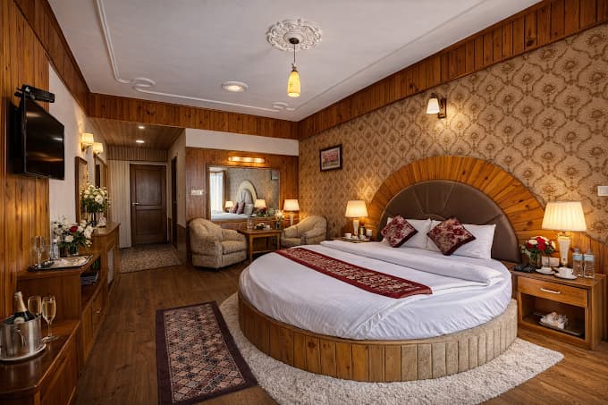 Honeymoon suite