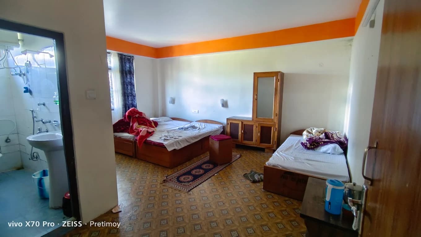 Triple Bed Room