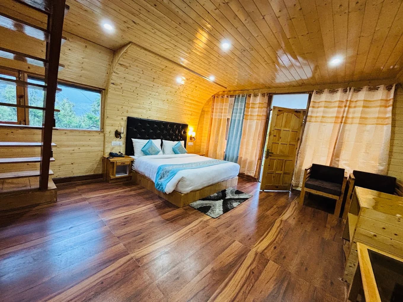 Super Deluxe Room