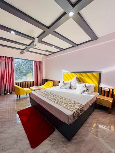 DOUBLE BED ROOM