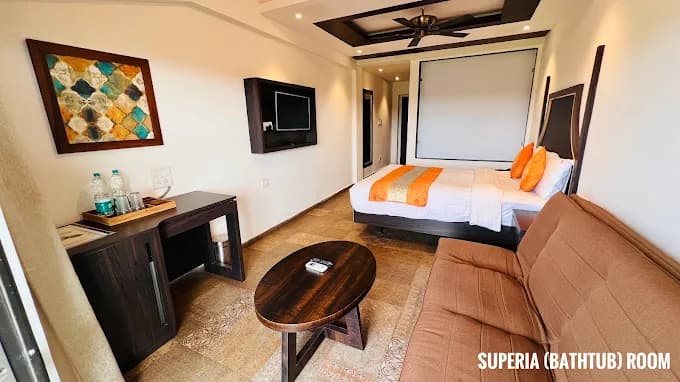 IMPERIA SUITE (BATHTUB