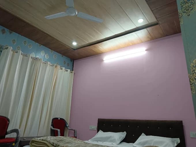 Double Bedded Room