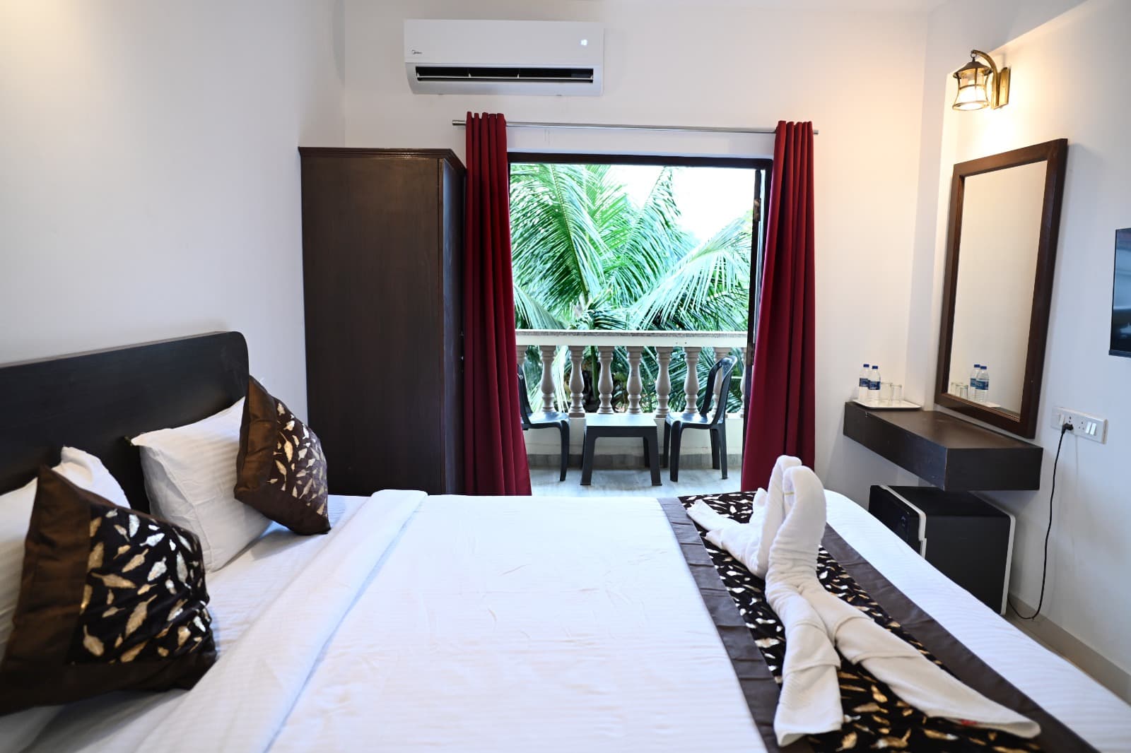 Deluxe Ac Room