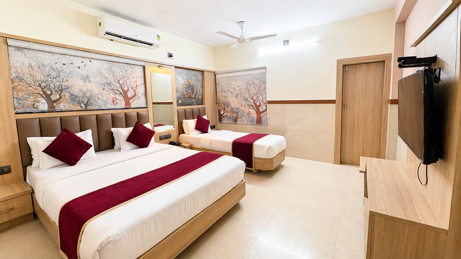 Tripal Bed Room