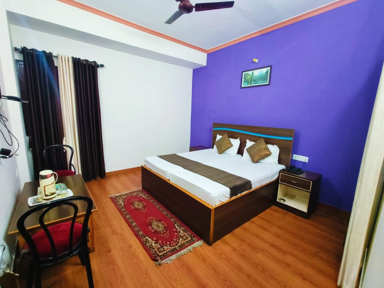 DELUXE room