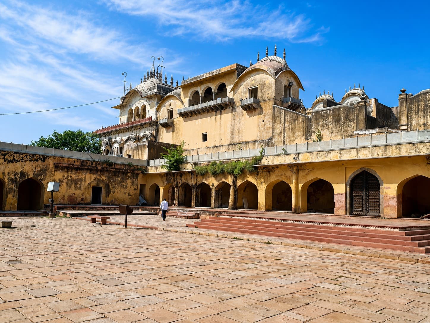 Alwar Fort