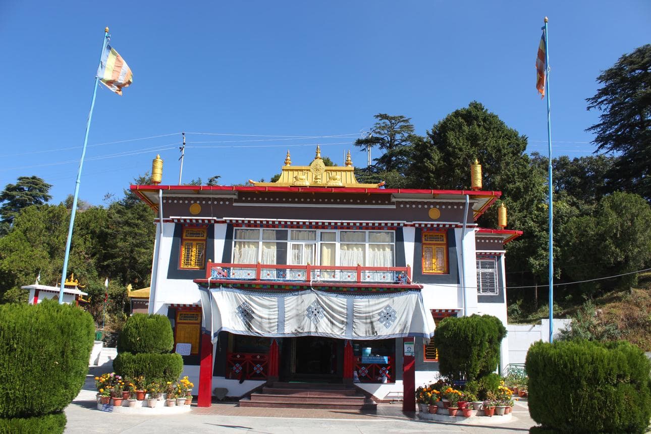 Mussoorie Divine Journey: Temples & Himalayan Views — image 4
