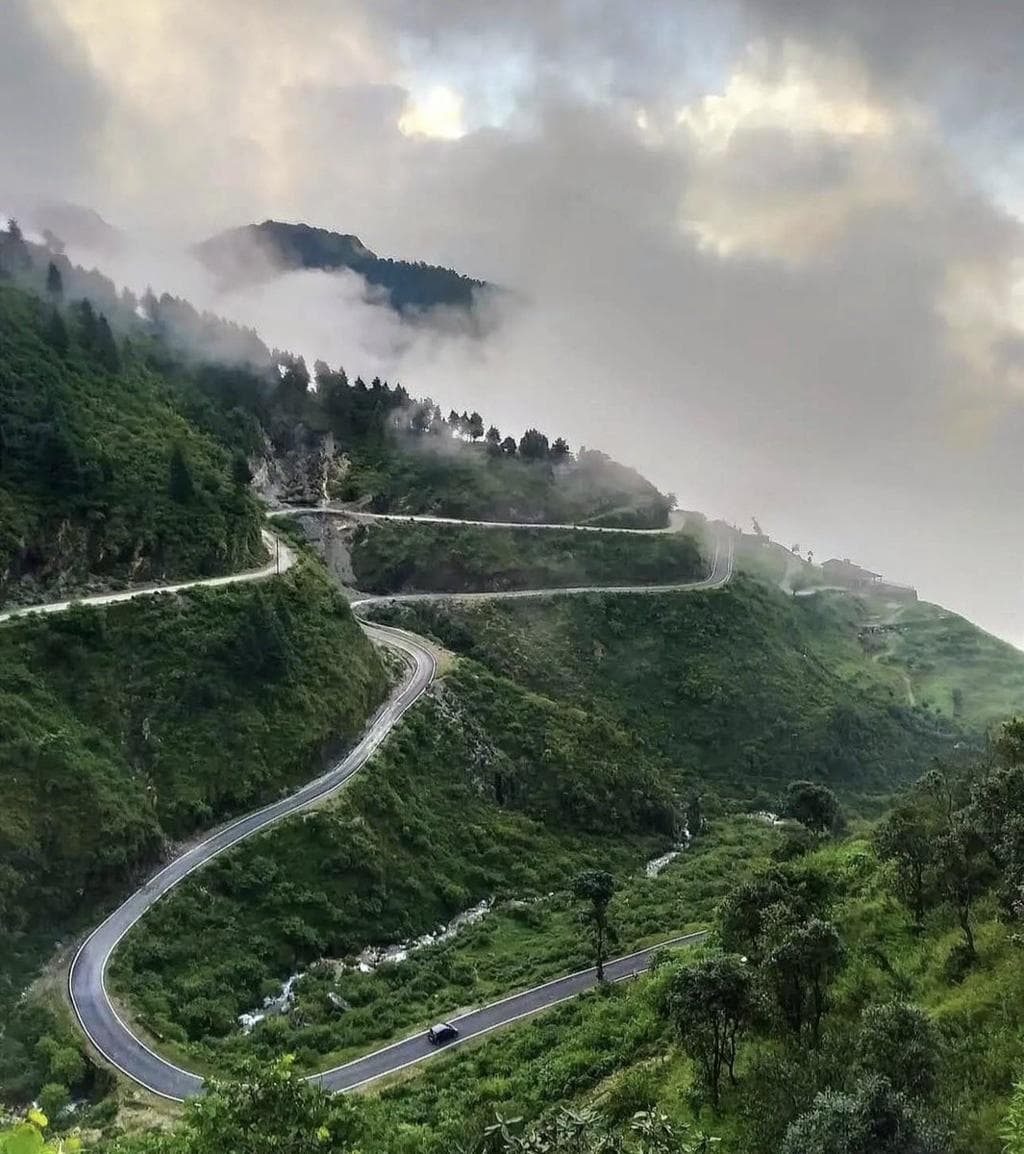 Mussoorie Divine Journey: Temples & Himalayan Views — image 7