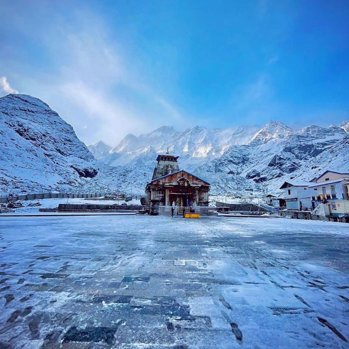 2 Dham Yatra Tour Package (Kedarnath & Badrinath) – 6 Days / 5 Nights